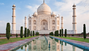 Read more : deccanvoice.com - Top 10 Tourist Places in India